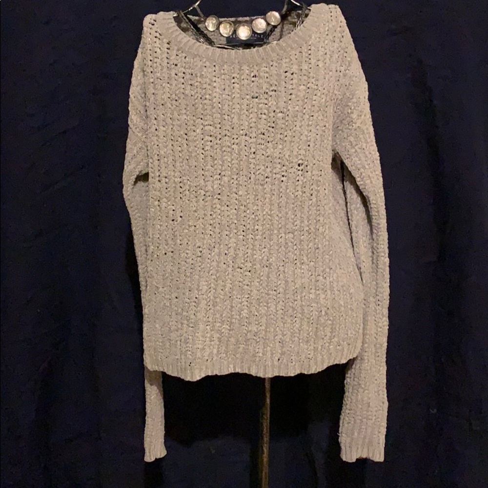 Aeropostale gray knitted sweater